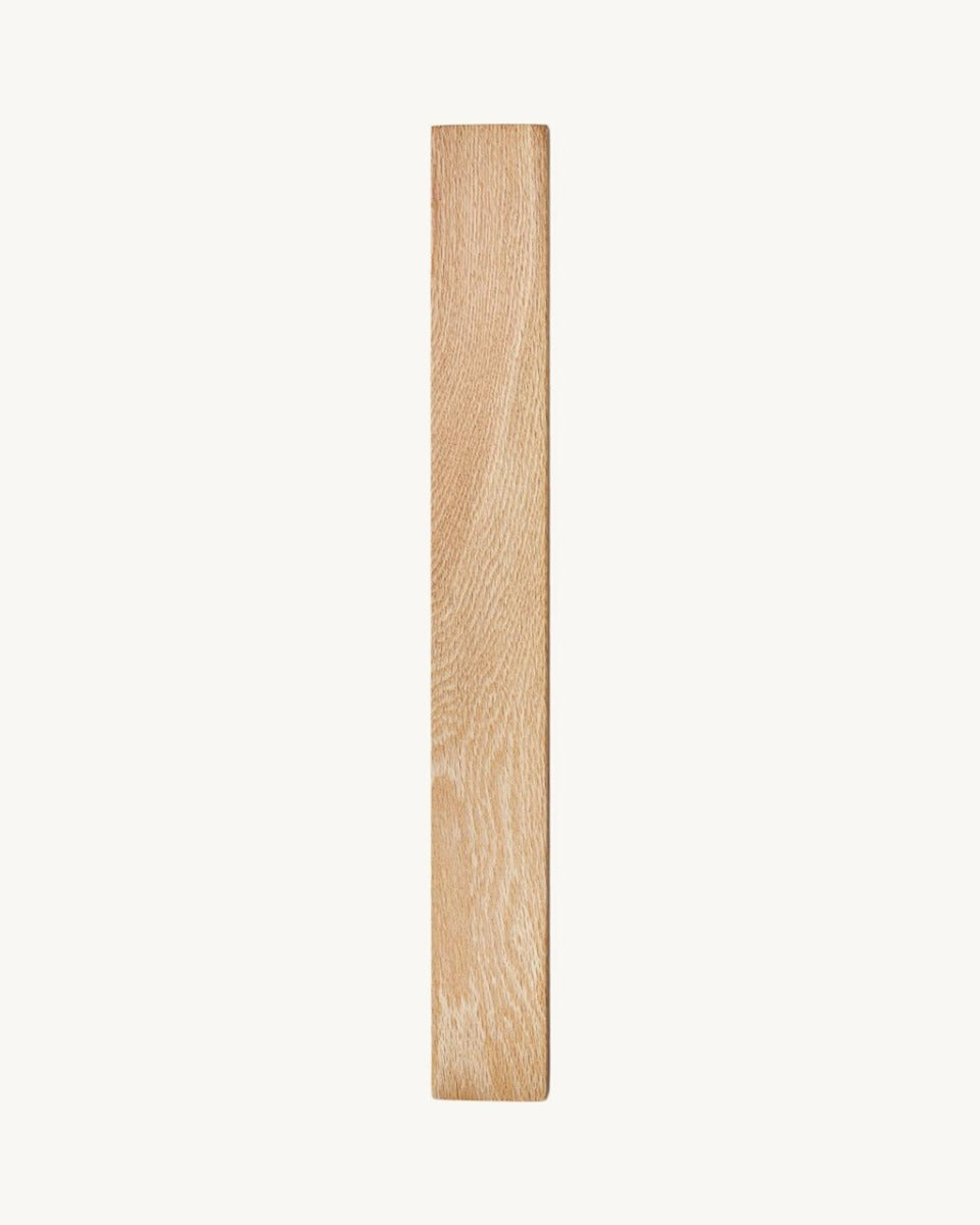 OAK MAGNETIC REST