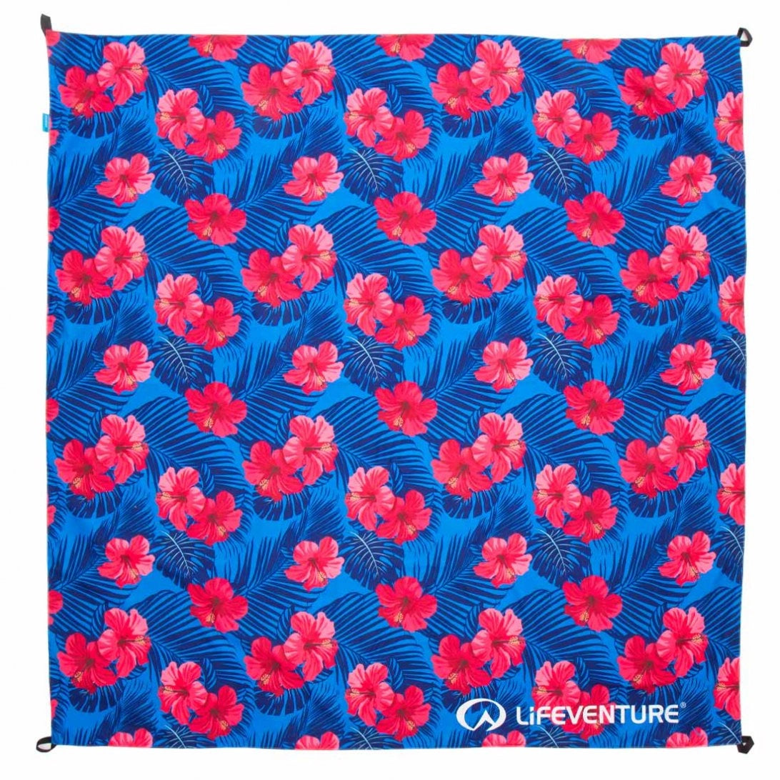 PICNIC BLANKET