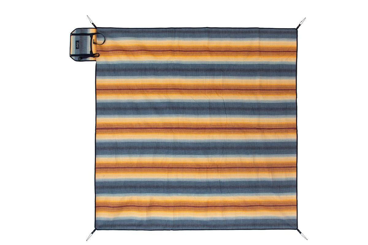 VICTORY PICNIC BLANKET